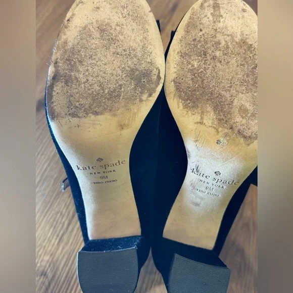Kate Spade Black Heels with Bow Accent - Picture 6 of 13